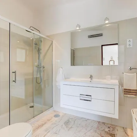 Casa Ryder - Short Walk From Da Marinha