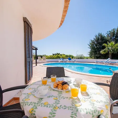 Casa Ryder - Short Walk From Da Marinha Lagoa (Algarve)