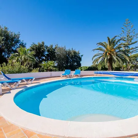 Villa Casa Ryder - Short Walk From Da Marinha *
