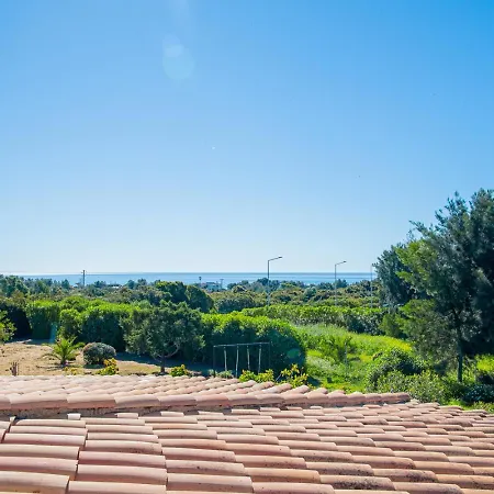 Villa Casa Ryder - Short Walk From Da Marinha