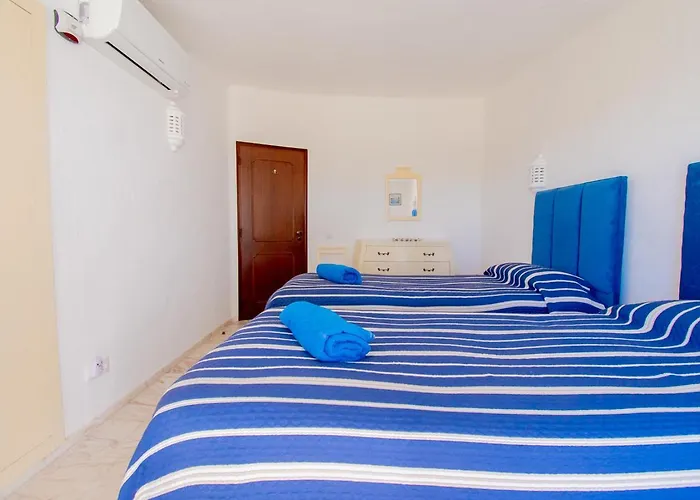 Casa Ryder - Short Walk From Da Marinha 빌라 라고아