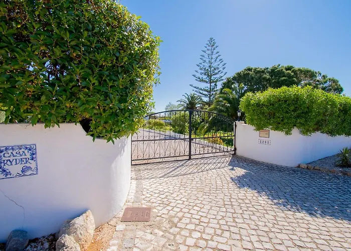 Casa Ryder - Short Walk From Da Marinha 빌라 라고아