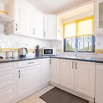 Casa Ryder - Short Walk From Da Marinha Willa Lagoa (Algarve)
