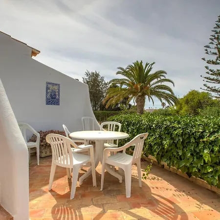 Villa Casa Ryder - Short Walk From Da Marinha *