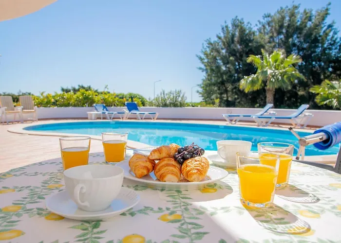 Villa Casa Ryder - Short Walk From Da Marinha Lagoa (Algarve)