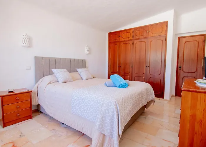 Villa Casa Ryder - Short Walk From Da Marinha Lagoa (Algarve)