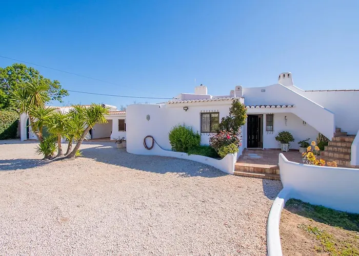 Villa Casa Ryder - Short Walk From Da Marinha Lagoa (Algarve)