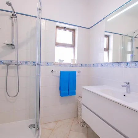 Casa Ryder - Short Walk From Da Marinha *
