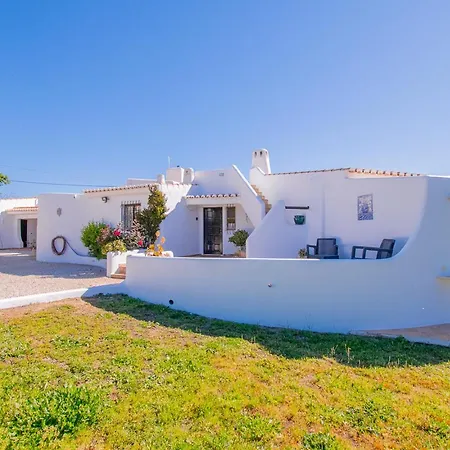 Casa Ryder - Short Walk From Da Marinha Lagoa (Algarve)